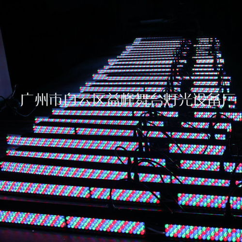 252颗LED洗墙灯 舞台灯光中的灵动画卷